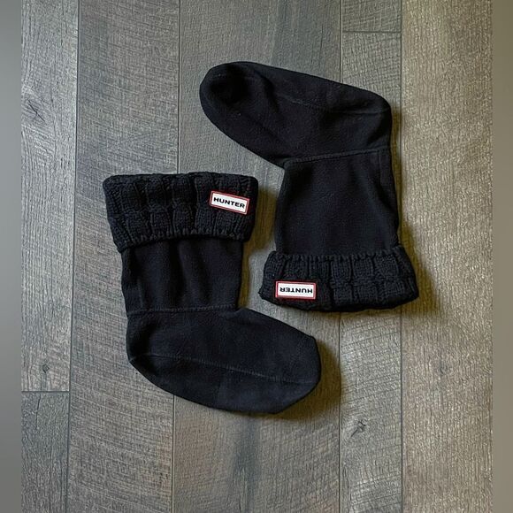 Hunter, Gloss-Black, Women’s Original Short Boot (Size 6) & 2 Pair of Boot Socks - Picture 13 of 16